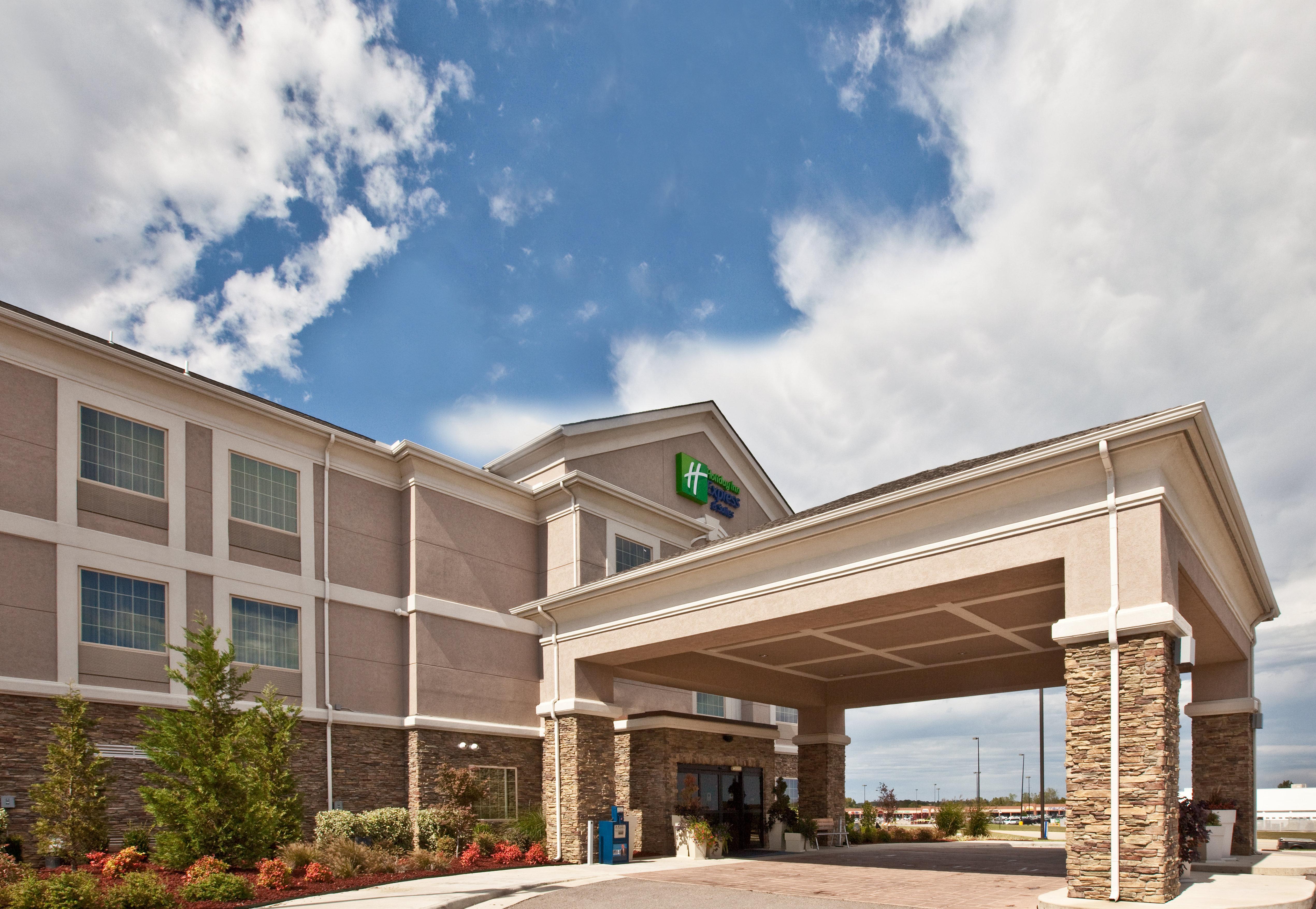 Holiday Inn Express Hotel And Suites Ada By Ihg Exterior photo